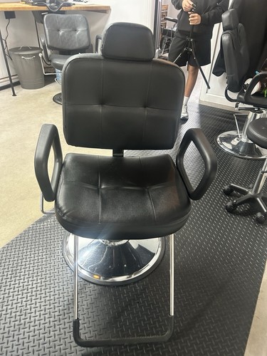 Barber chairs with - with, headrests