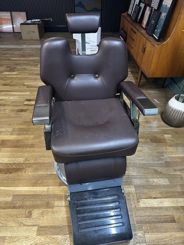 Barber chair salon haircut - barber,